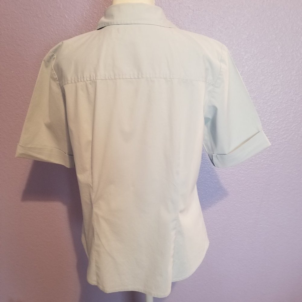 Collared button down blouse - Picture 2 of 2